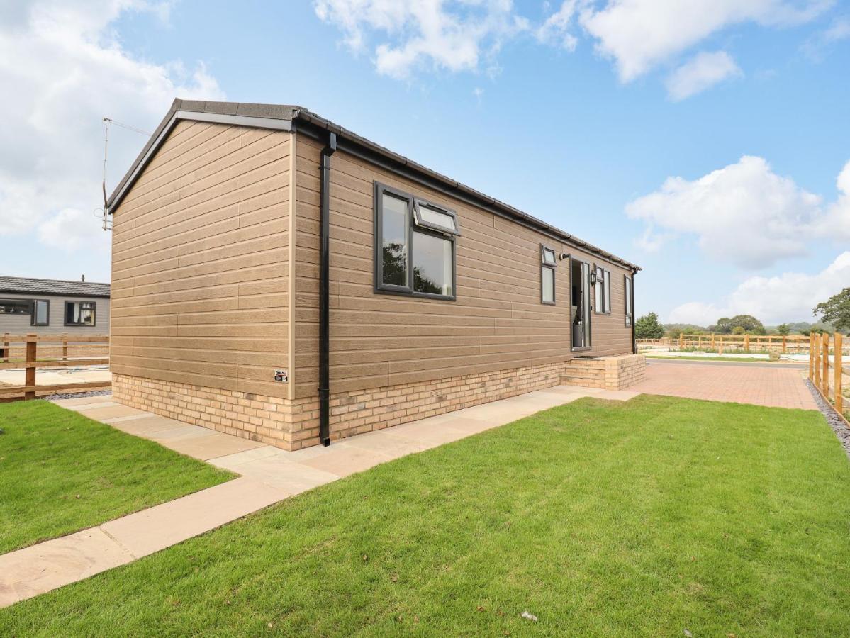 Lodge 47 Ipswich Exterior photo